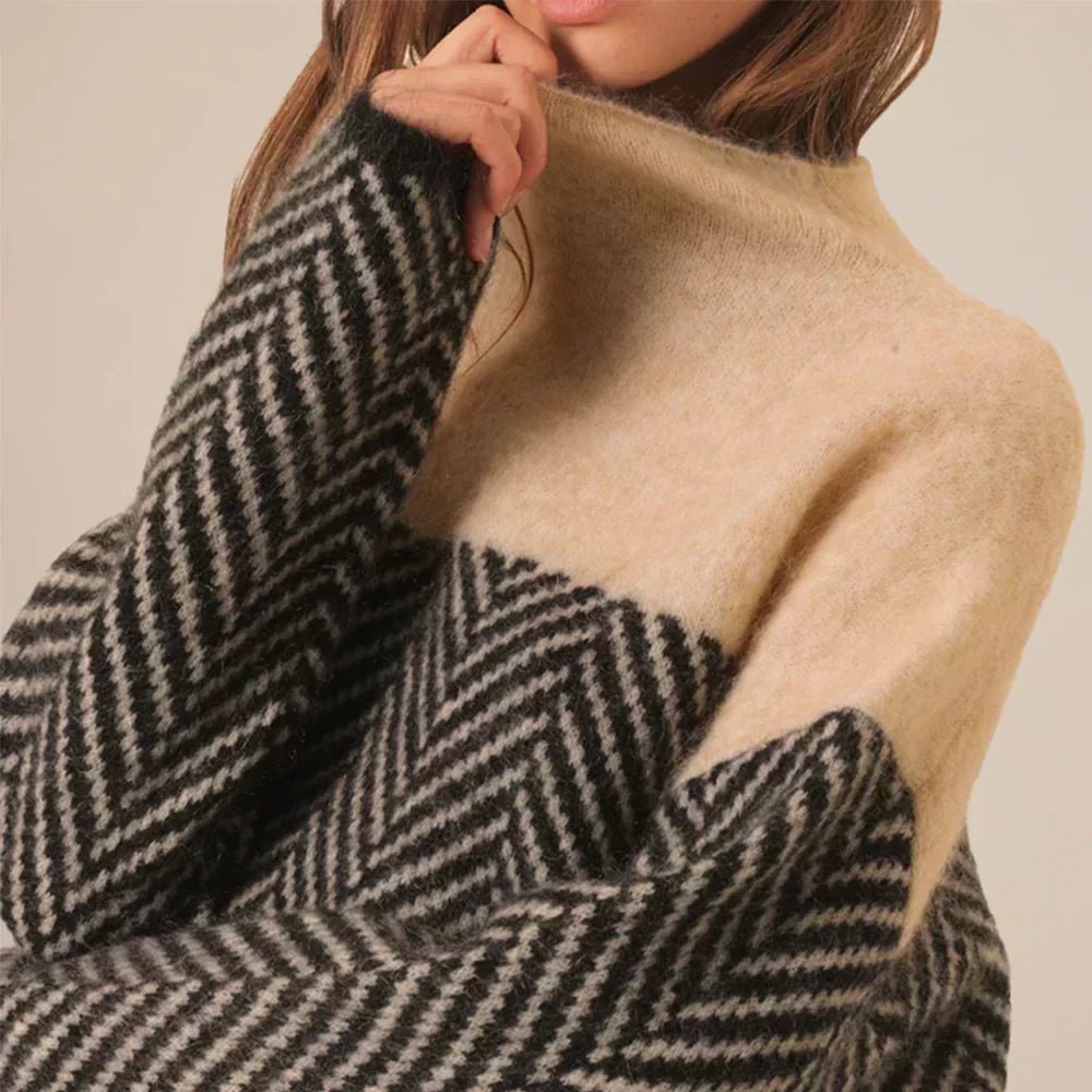 AGATHA™ | Turtleneck Sweater - ENVI