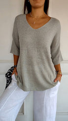 LUNA | KNITTED V-NECK TOP - ENVI